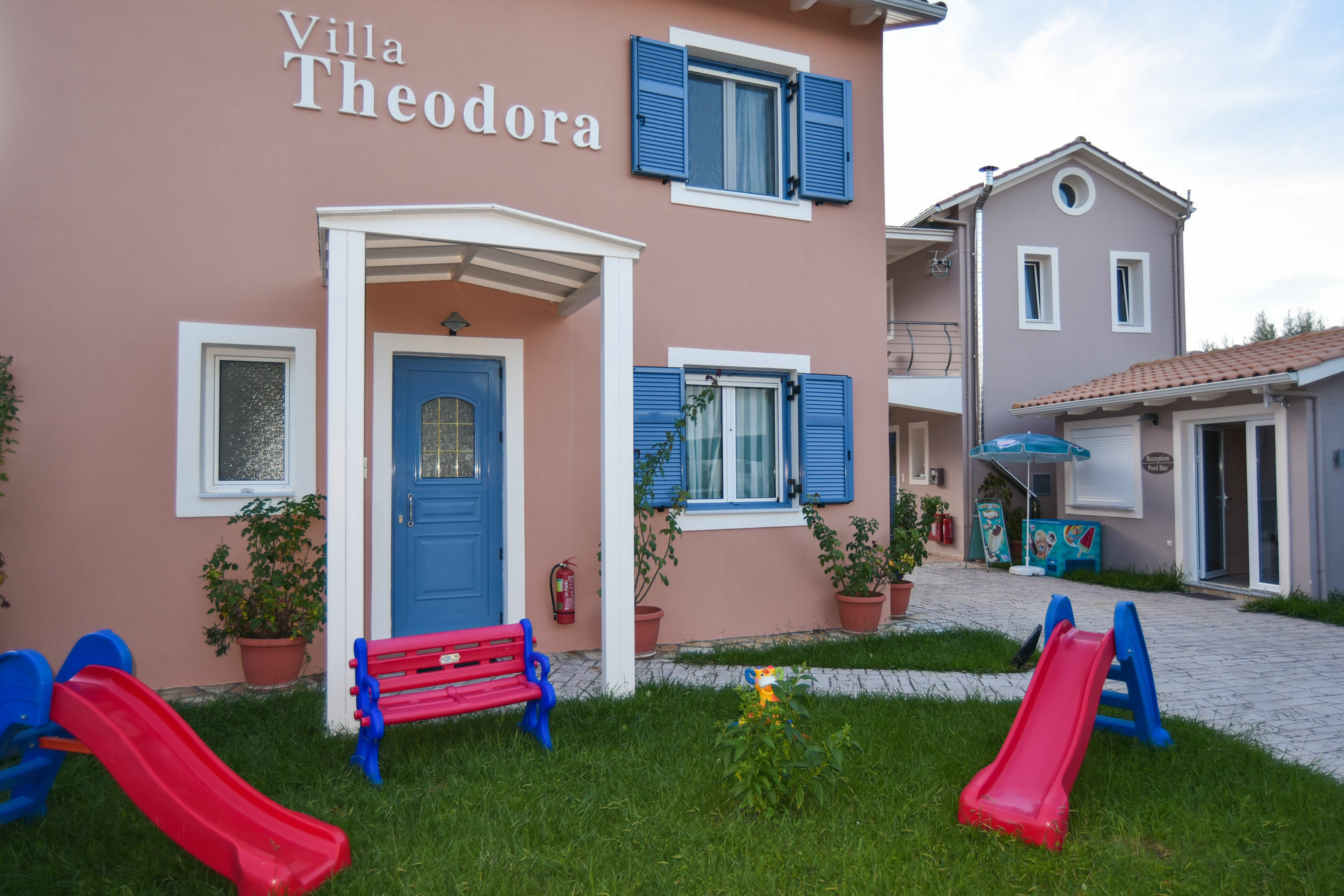Villa Theodora Nikiana Exterior photo